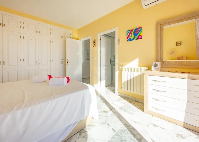 Sabita - Plusholidays * Calp